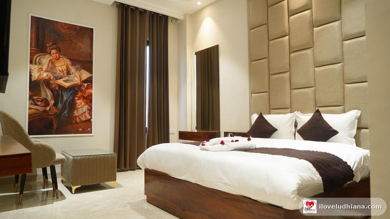 Hotel The Royal King